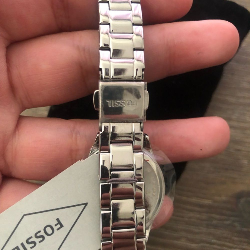 NWT! Fossil Watch Women's Silver Stainless Steel Crystal Bezel - Picture 4 of 11